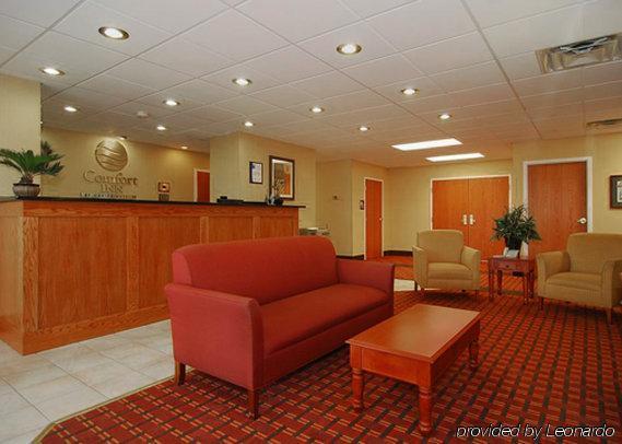 Quality Inn Seaman Интерьер фото