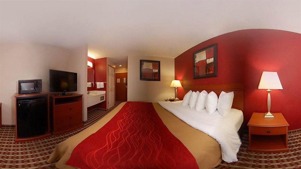 Quality Inn Seaman Экстерьер фото